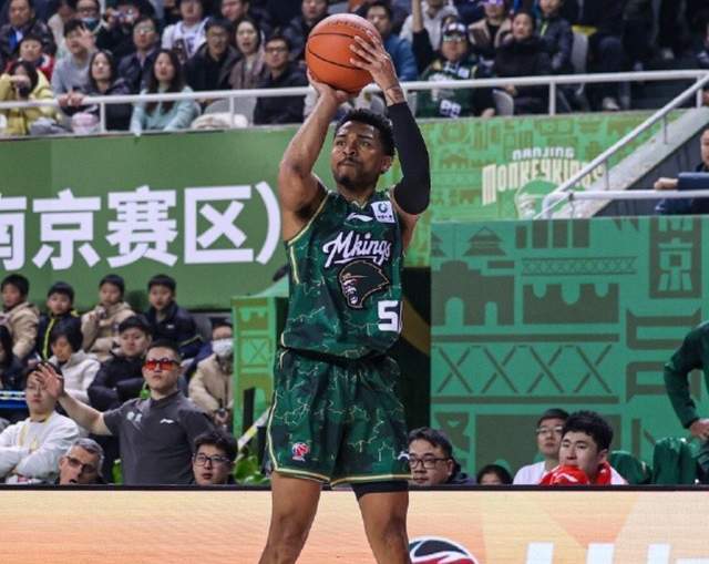 世界杯直播官网下载-轰32+12后又砍43+8！CBA又一顶级小外援诞生，能否率队再创奇迹？